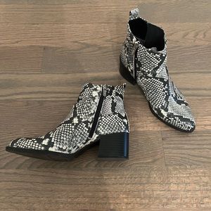 Sam Edelman Circus Jenna Booties